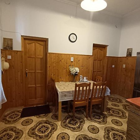Rom Apartman Budapest Luaran gambar